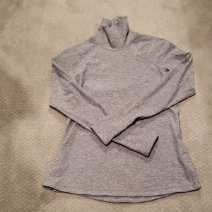 lululemon athletica Heathered Light Gray Long Sleeve Top